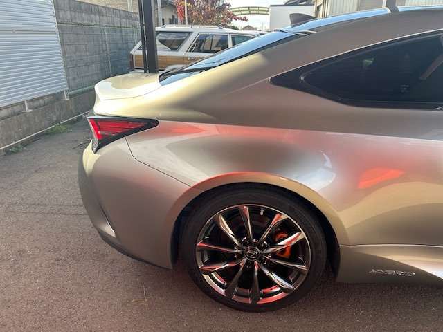 TOYOTA LEXUS RC300H 2019 Image 31