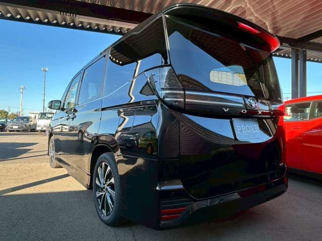 TOYOTA VOXY HYBRID 2025 Image 31