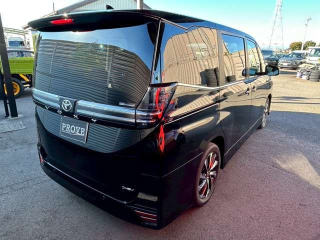 TOYOTA VOXY HYBRID 2025 Image 31