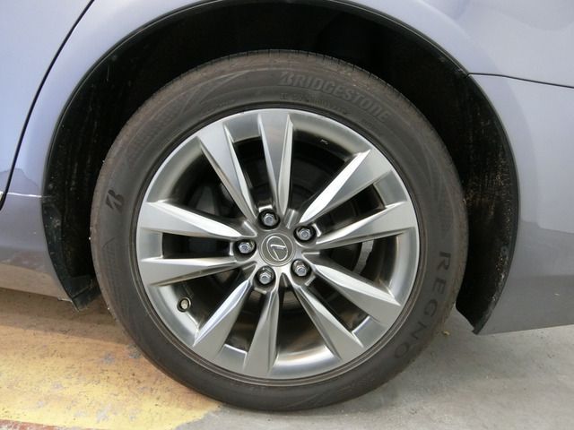 TOYOTA LEXUS LS600H 2012 Image 31