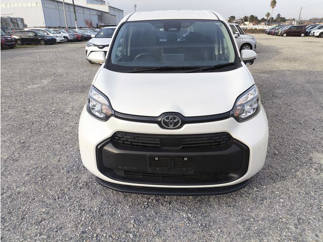 TOYOTA SIENTA 2022 Image 31