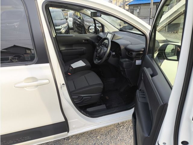 TOYOTA SIENTA 2022 Image 31