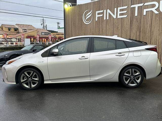 TOYOTA PRIUS 2019 Image 31