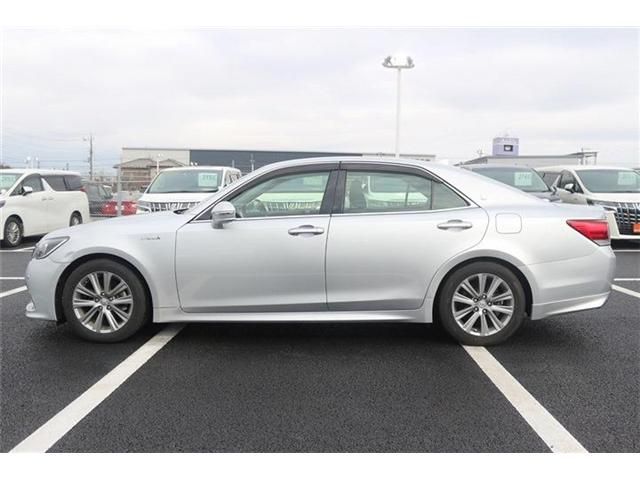 TOYOTA CROWN SEDAN HYBRID 2017 Image 31