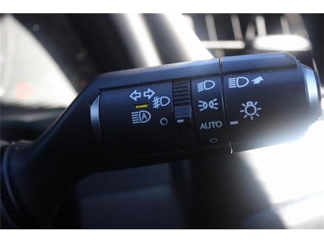 TOYOTA LEXUS ES300H 2019 Image 31