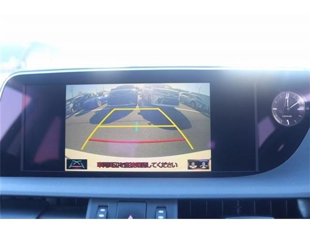 TOYOTA LEXUS ES300H 2019 Image 31