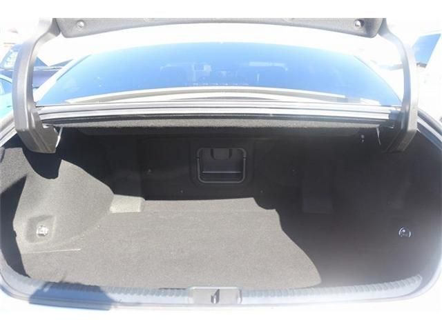 TOYOTA LEXUS ES300H 2019 Image 31