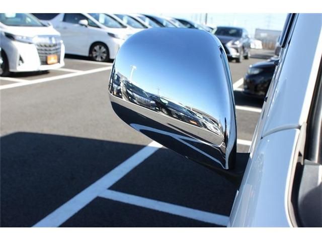 TOYOTA HIACE VAN 2WD 2020 Image 31