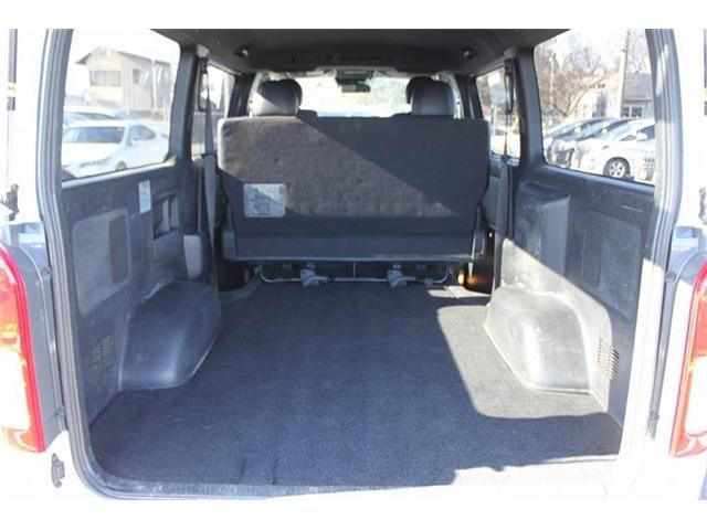 TOYOTA HIACE VAN 2WD 2020 Image 31