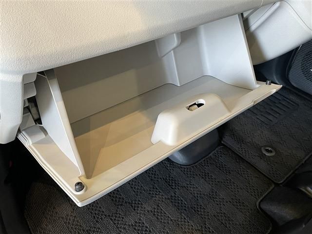 HONDA N BOX 2024 Image 31