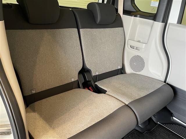 HONDA N BOX 2024 Image 31