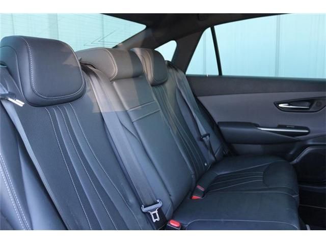 TOYOTA CROWN SEDAN HYBRID 2022 Image 31