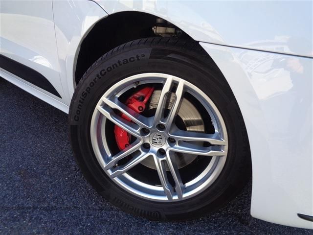 PORSCHE MACAN 2015 Image 31