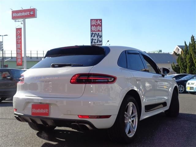 PORSCHE MACAN 2015 Image 31