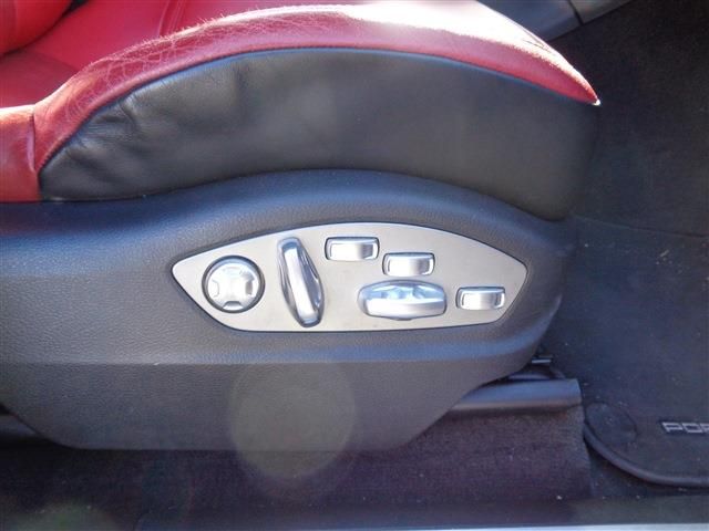 PORSCHE MACAN 2015 Image 31