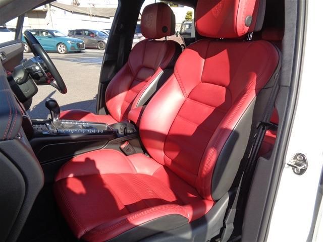 PORSCHE MACAN 2015 Image 31