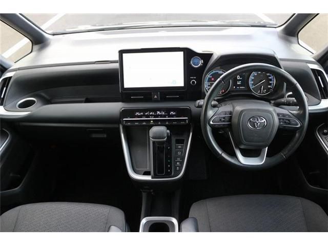 TOYOTA NOAH HYBRID 2022 Image 31