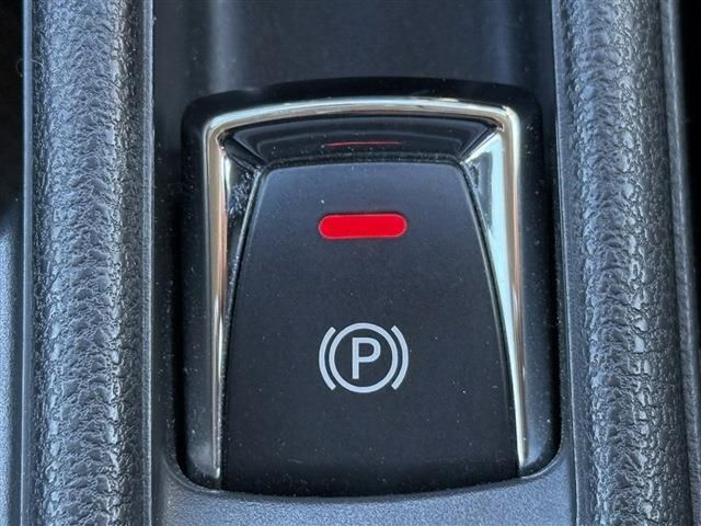 NISSAN LEAF 2020 Image 31