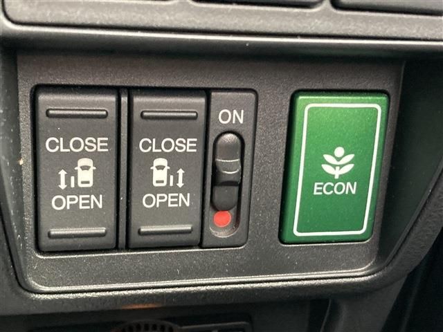 HONDA ODYSSEY 4WD 2018 Image 31