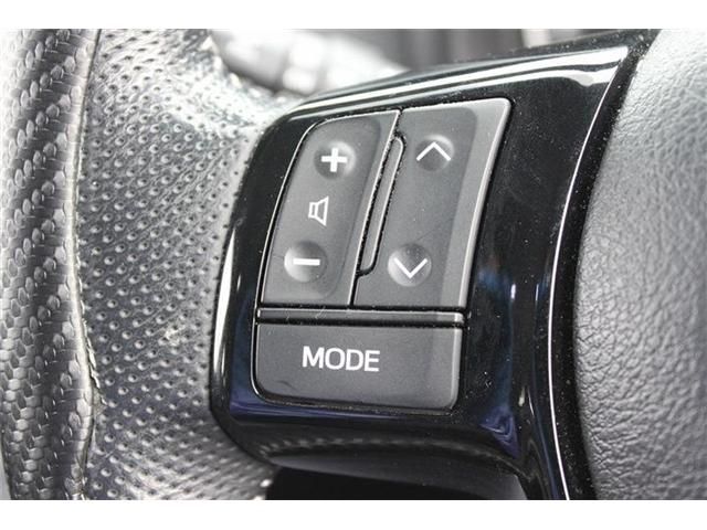 TOYOTA VITZ 2018 Image 31