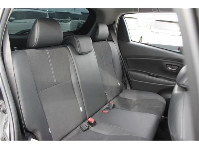 TOYOTA VITZ 2018 Image 31