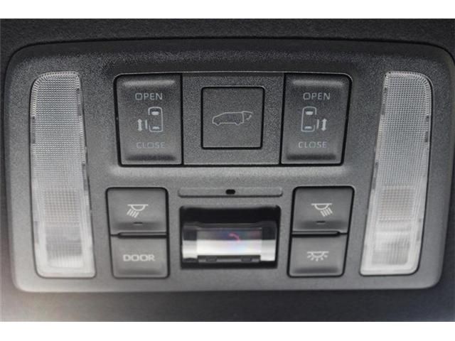 TOYOTA VOXY HYBRID 2023 Image 31