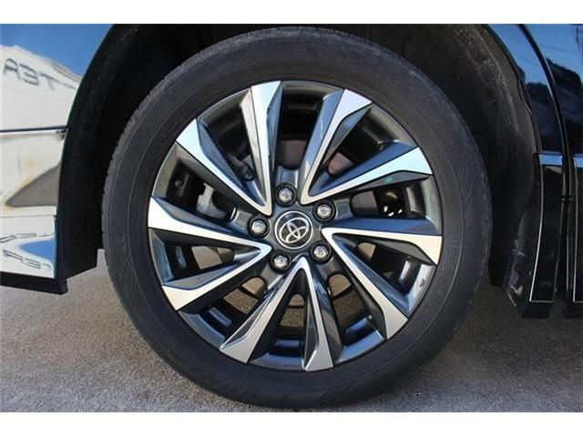 TOYOTA VOXY HYBRID 2023 Image 31