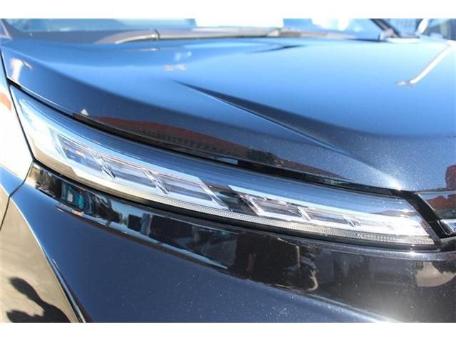 TOYOTA VOXY HYBRID 2023 Image 31