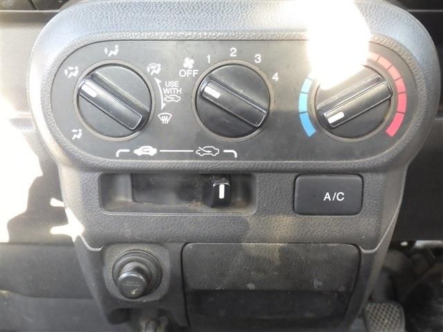 HONDA ACTY TRUCK 4WD 2014 Image 31