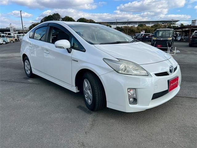 TOYOTA PRIUS 2010 Image 31