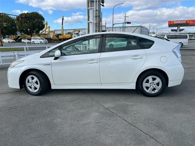 TOYOTA PRIUS 2010 Image 31