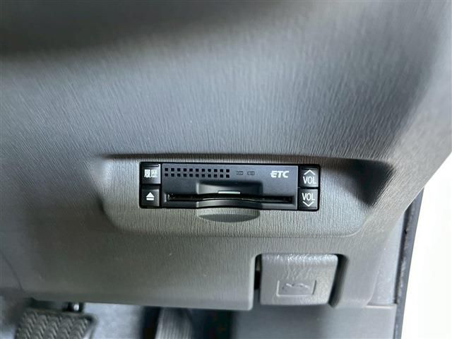 TOYOTA PRIUS 2010 Image 31