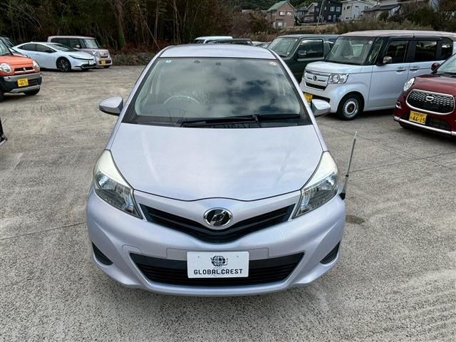 TOYOTA VITZ 2014 Image 31