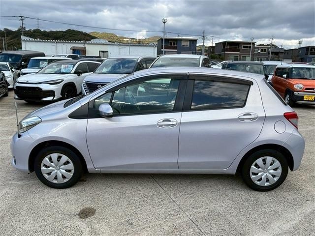 TOYOTA VITZ 2014 Image 31