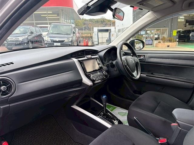 TOYOTA COROLLA FIELDER 2017 Image 31