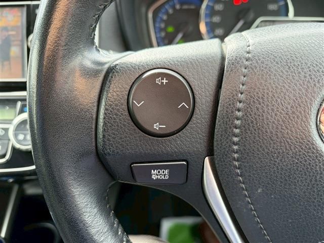 TOYOTA COROLLA FIELDER 2017 Image 31