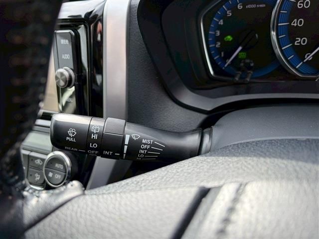 TOYOTA COROLLA FIELDER 2017 Image 31