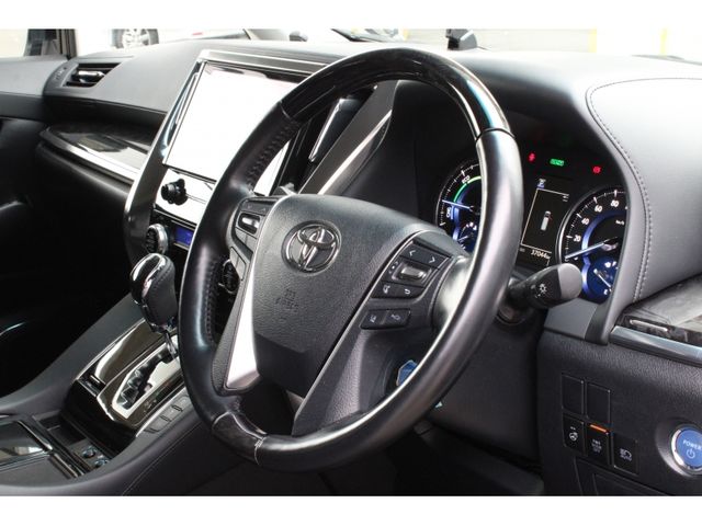 TOYOTA ALPHARD HYBRID 4WD 2020 Image 31