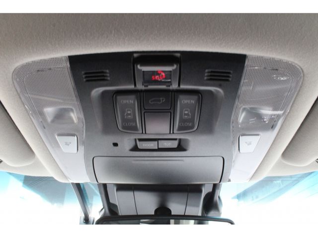 TOYOTA ALPHARD HYBRID 4WD 2020 Image 31