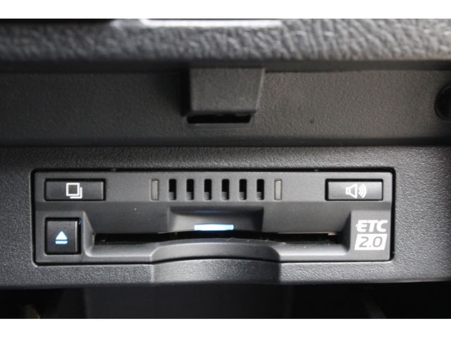 TOYOTA ALPHARD HYBRID 4WD 2020 Image 31