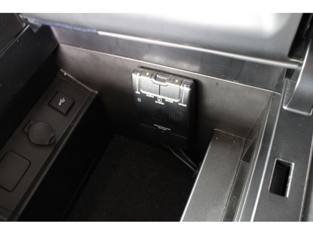 TOYOTA ALPHARD HYBRID 4WD 2020 Image 31