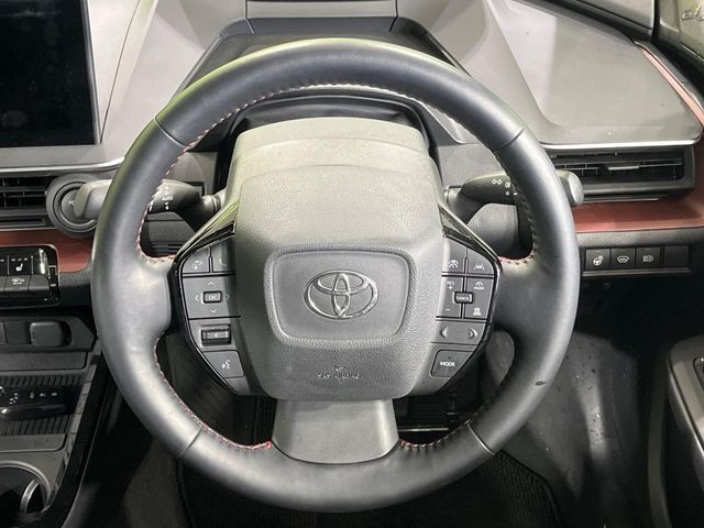 TOYOTA PRIUS PHV 2023 Image 31