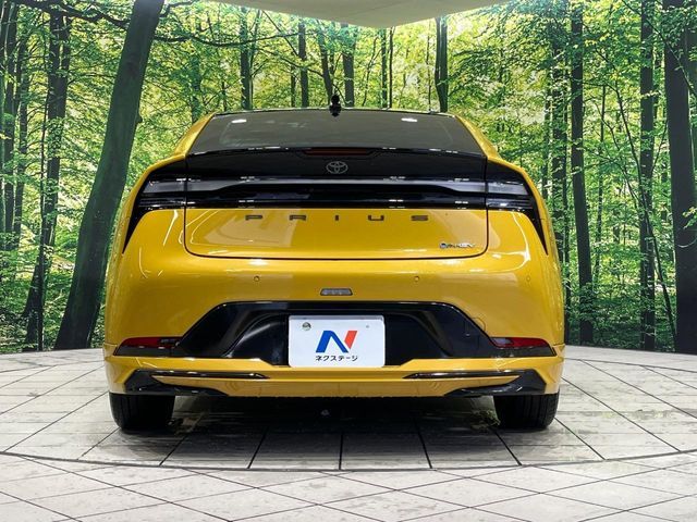 TOYOTA PRIUS PHV 2023 Image 31