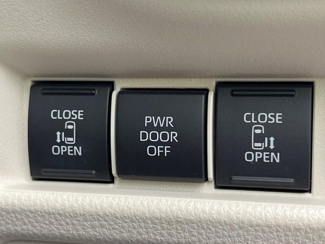 TOYOTA SIENTA HYBRID 2023 Image 31