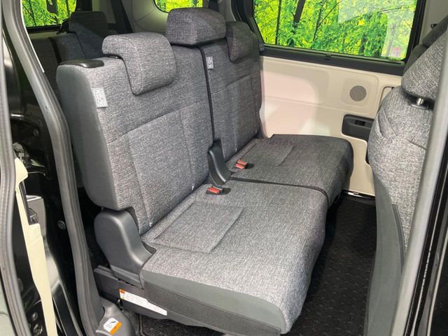 TOYOTA SIENTA HYBRID 2023 Image 31