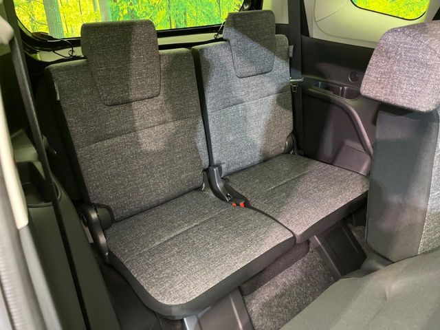 TOYOTA SIENTA HYBRID 2023 Image 31