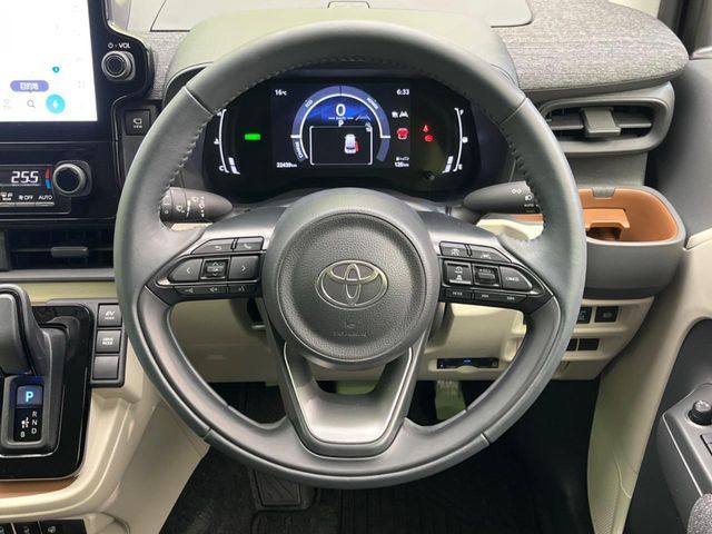 TOYOTA SIENTA HYBRID 2023 Image 31