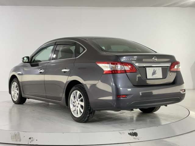 NISSAN SYLPHY 2012 Image 31