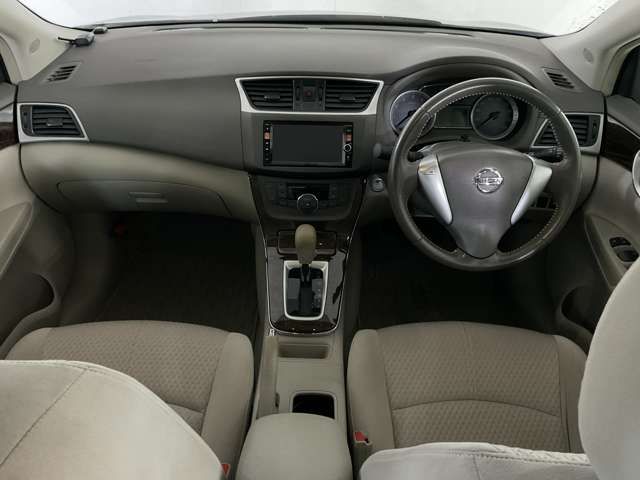 NISSAN SYLPHY 2012 Image 31