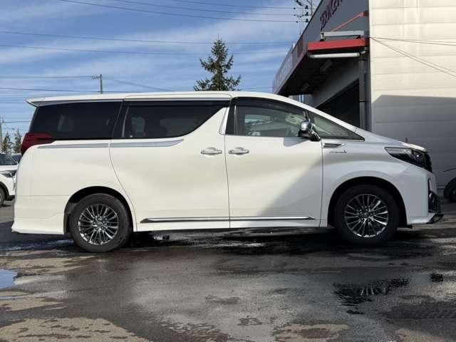 TOYOTA ALPHARD HYBRID 4WD 2015 Image 31